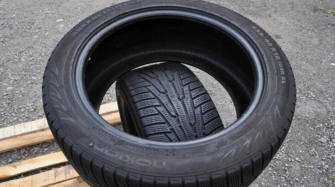 SET 2 Anvelope Iarna 255/45 R18 NOKIAN Hakkapelitta R 103R