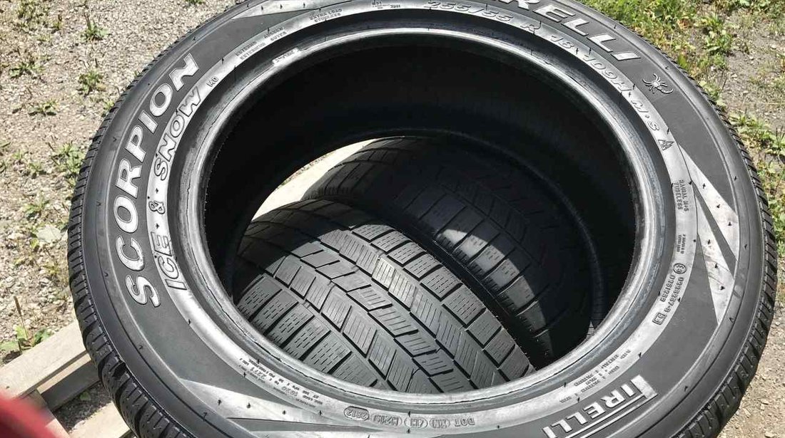 SET 2 Anvelope Iarna 255/55 R18 PIRELLI SCORPION ICE & SNOW 109H