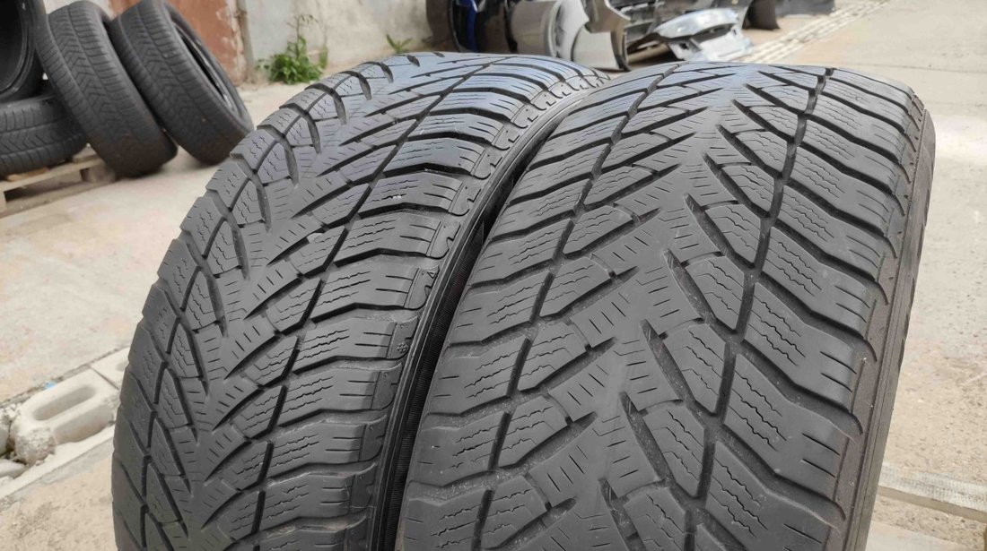 SET 2 Anvelope Iarna 255/55 R19 GOODYEAR ULTRA GRIP + 111H