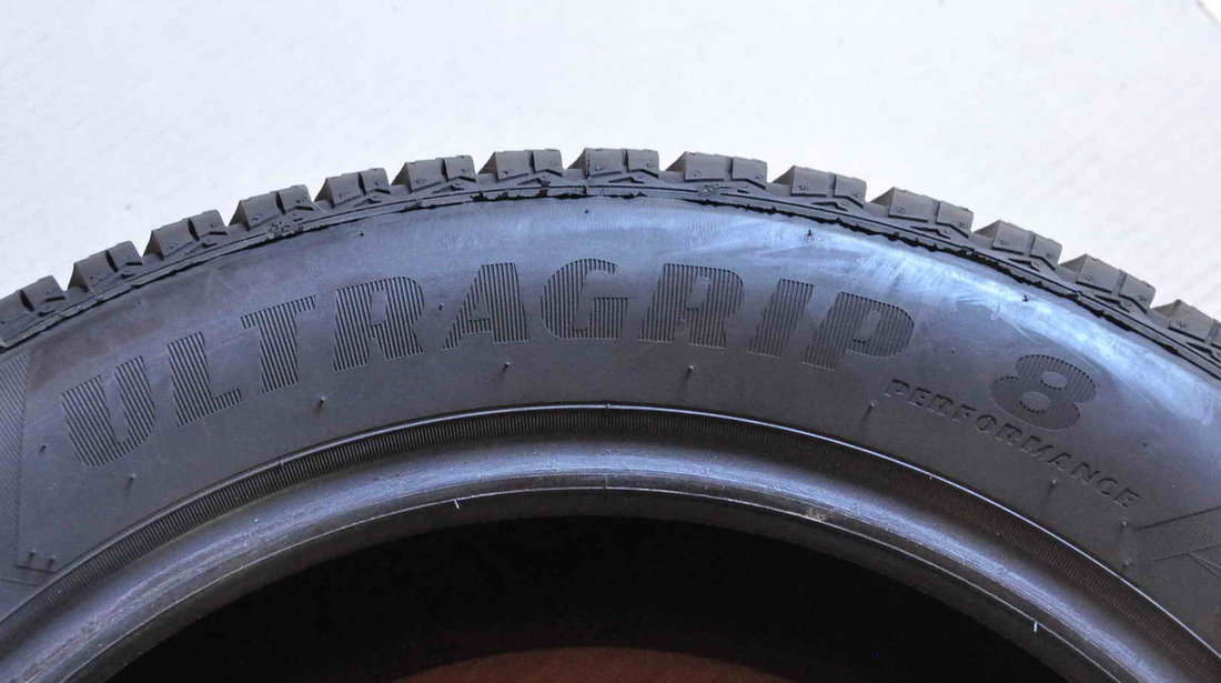 SET 2 ANVELOPE IARNA GoodYear UltraGrip 8 225/55/R17 97H