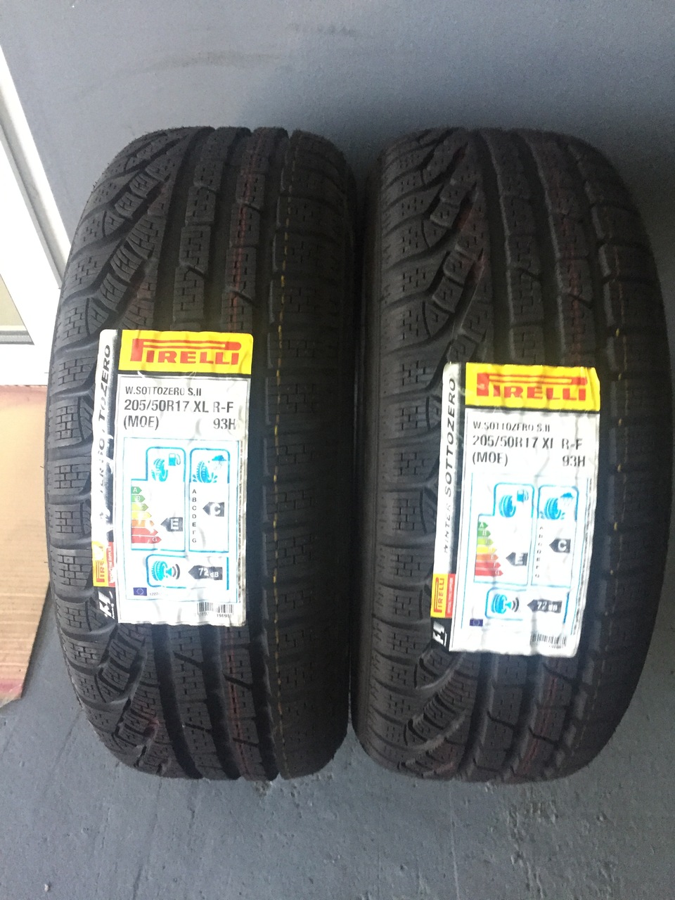 Set 2 anvelope iarna Noi 205/50R17 Pirel
