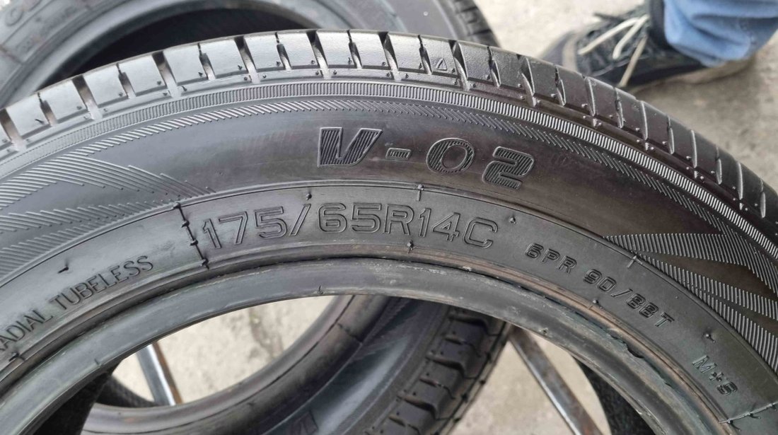 SET 2 Anvelope Vara 175/65 R14C OVATION V02 90/88T