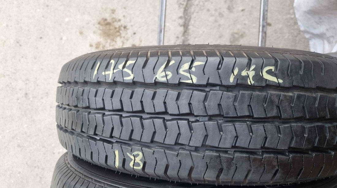 SET 2 Anvelope Vara 175/65 R14C OVATION V02 90/88T