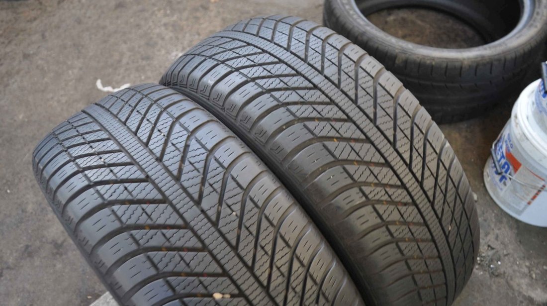 SET 2 Anvelope Vara 205/50 R17 GOODYEAR Vector 4 Season 93W