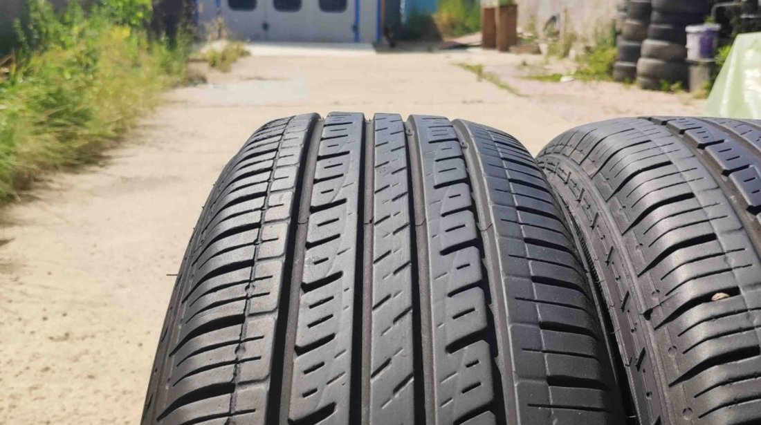 SET 2 Anvelope Vara 215/70 R16 KUMHO SOLUS KL2 100H