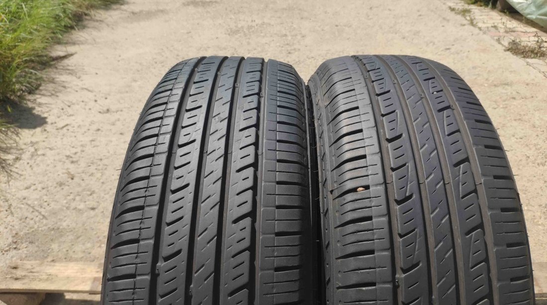 SET 2 Anvelope Vara 215/70 R16 KUMHO SOLUS KL2 100H