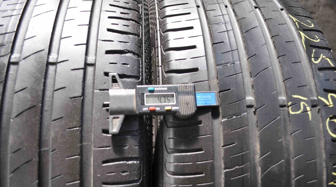 SET 2 Anvelope Vara 225/40 R18 BARUM Bravuris 3 92Y