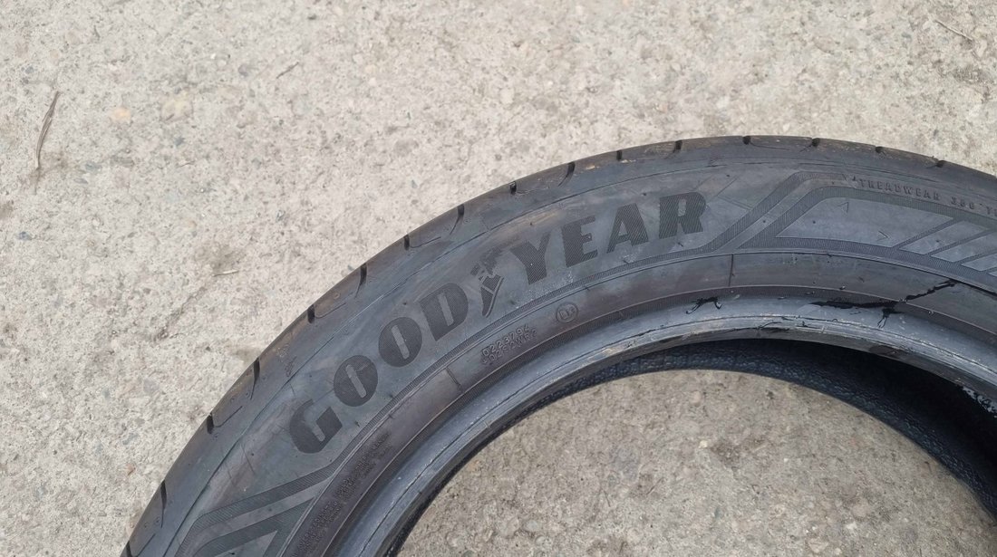 SET 2 Anvelope Vara 225/55 R19 GOODYEAR EfficientGrip 2 99V - SUV