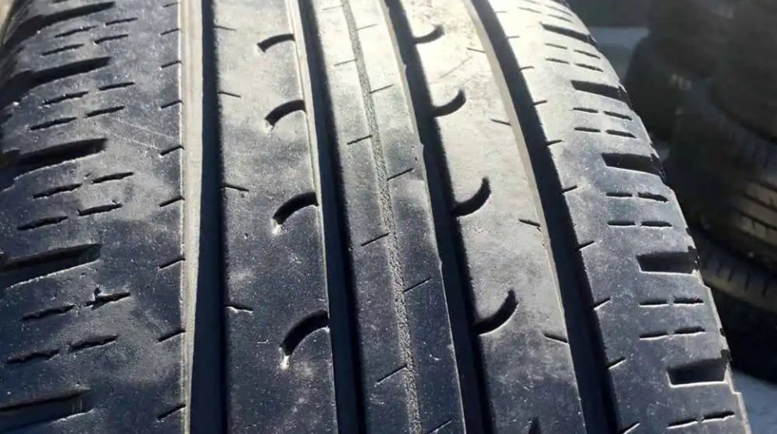 SET 2 Anvelope Vara 235/55 R19 GOODYEAR Efficient Grip SUV 105V