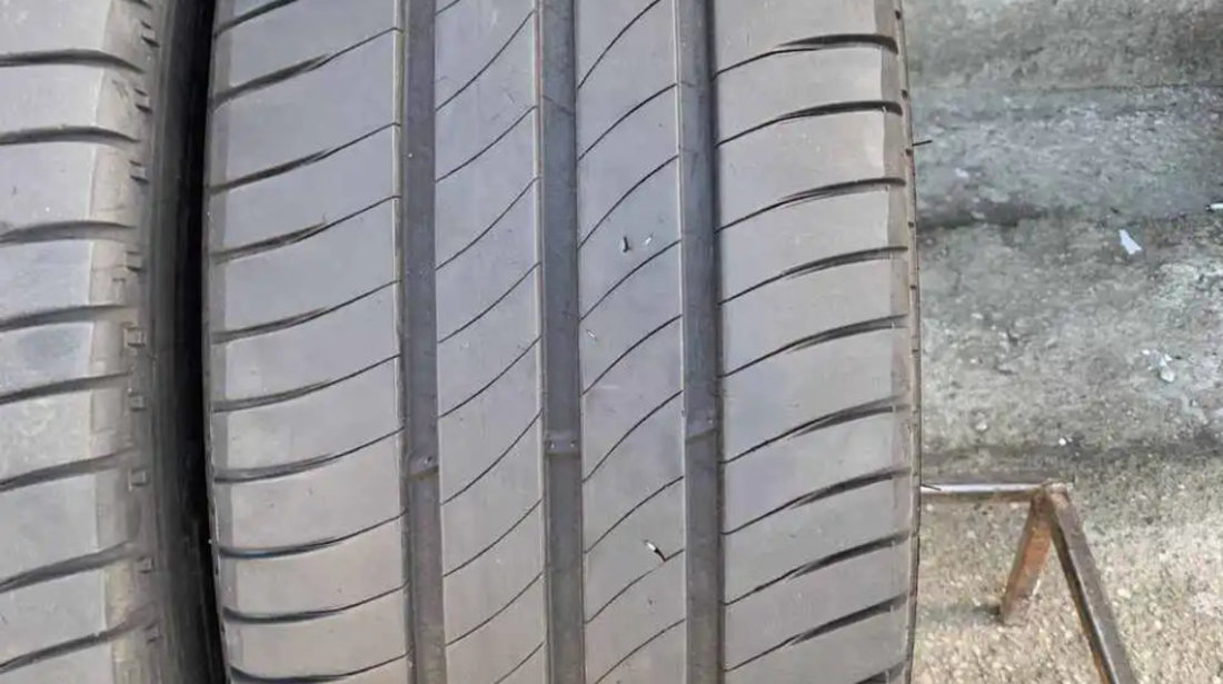 SET 2 Anvelope Vara 235/65 R16C MICHELIN Agilis