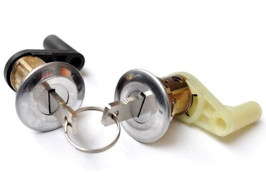 Set 2 Buc Butuc Usa Fata Dreapta + Stanga + 2 Cheie Asam Dacia Duster 2010-2018 32894