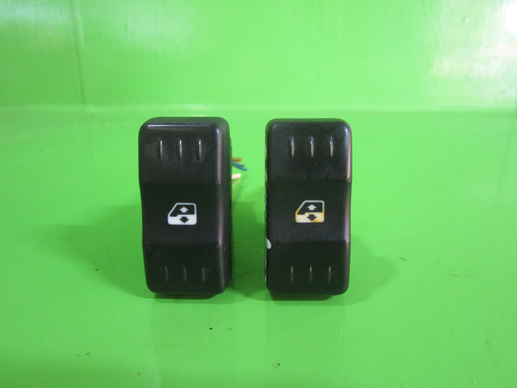 SET 2 BUTOANE GEAM STANGA - DREAPTA DACIA LOGAN FAB. 2004 – 2012 ⭐⭐⭐⭐⭐