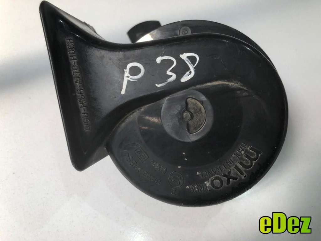 Set 2 claxoane Land Rover P38