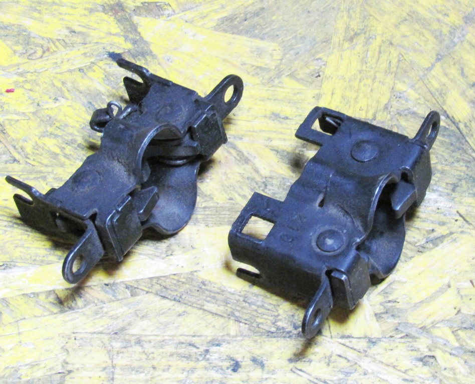 SET 2 INCUETORI CAPOTA W210 MERCEDES W210 1998