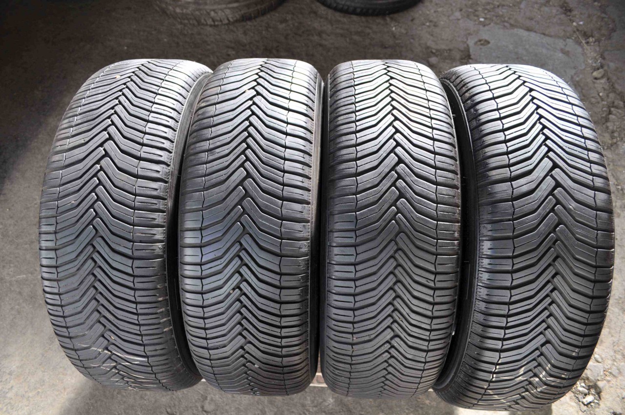 SET 4 Anvelope All Season 225/60 R17 MIC