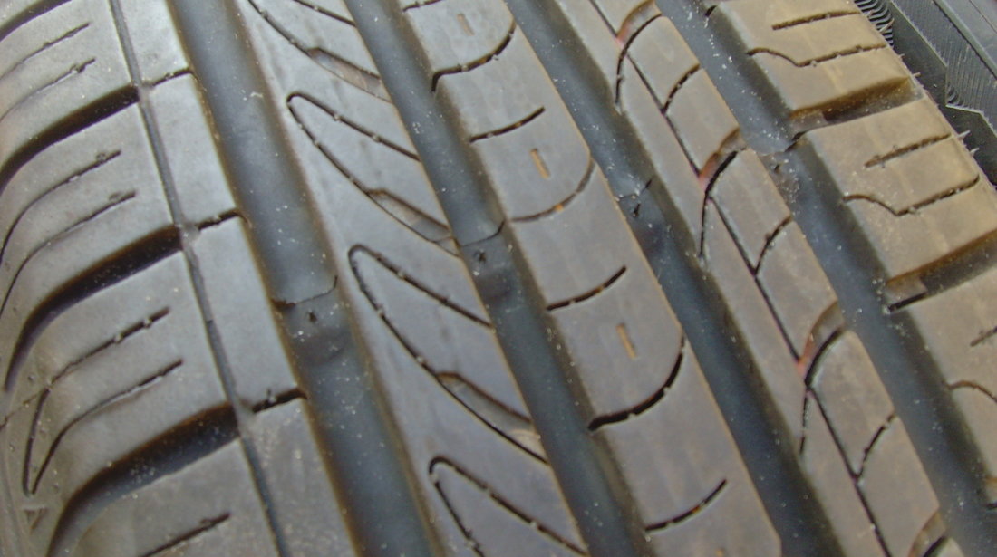 Set 4 anvelope,cauciucuri de vara ca Noi 185/65 R15 din 2015,rulate 300km