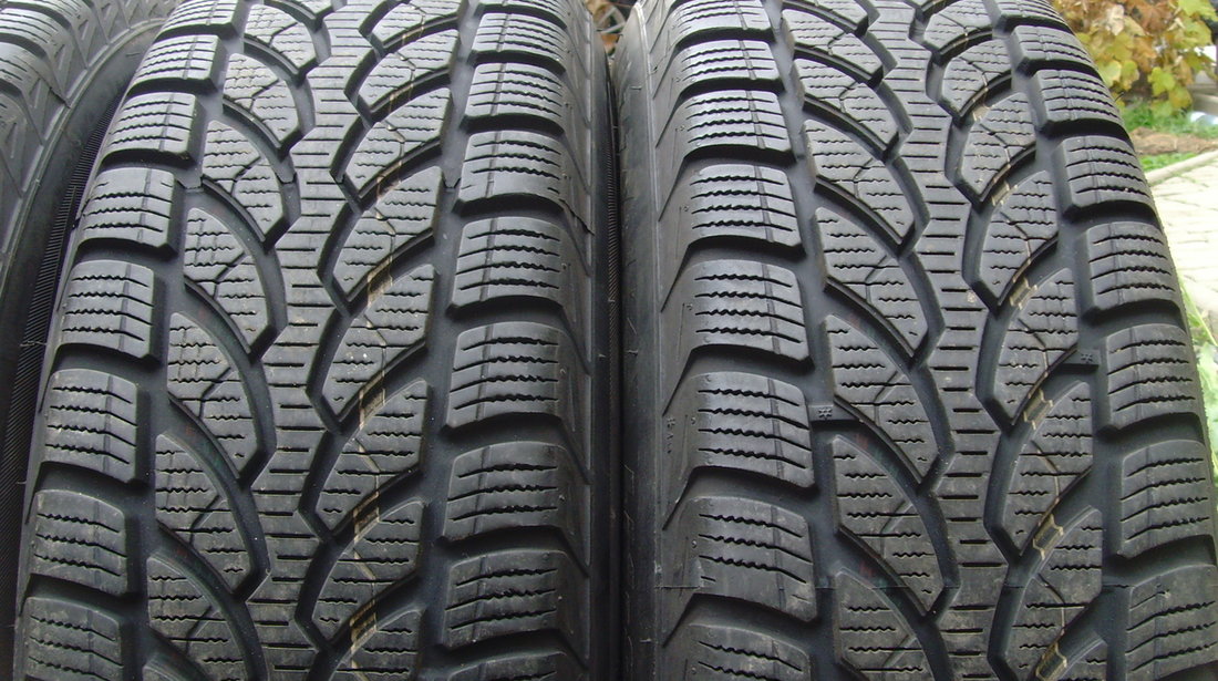 Set 4 anvelope de iarna ca Noi 195/65 R15 91H Bridgestone Blizzak  LM32 din2014,profil 8,5mm