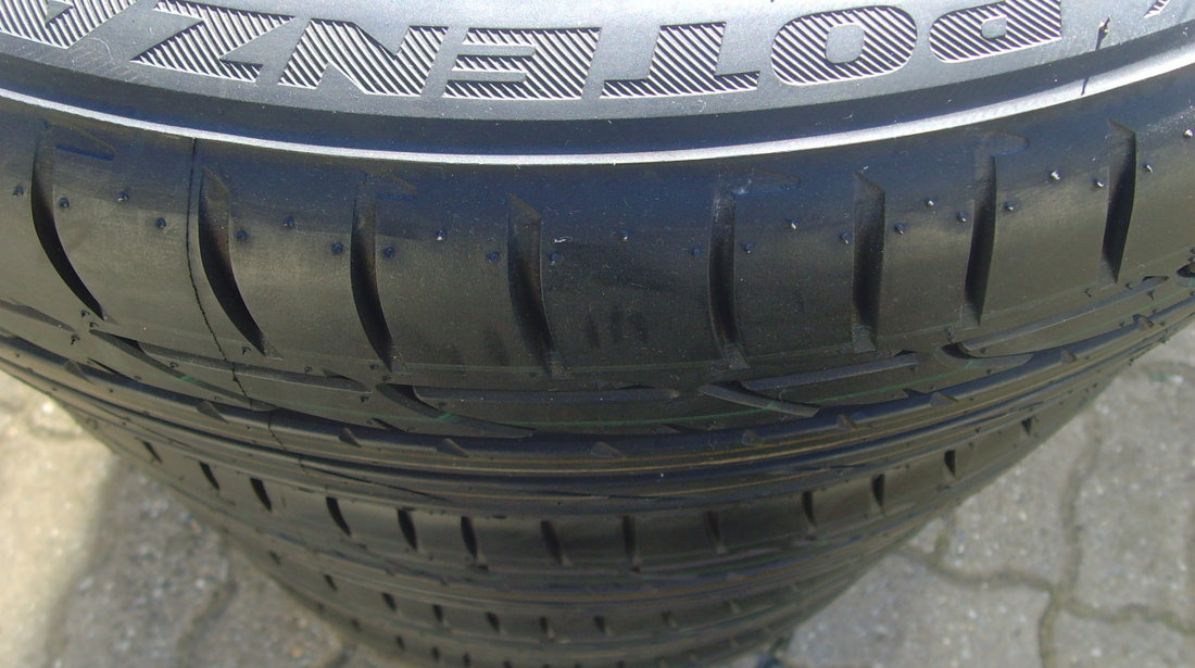 Set 4 anvelope de vara Noi 235/40 R19 96W Bridgestone Potenza S001