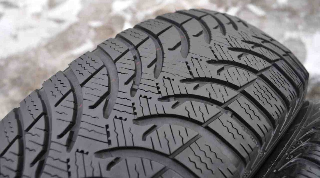 SET 4 Anvelope Iarna 185/60 R15 M+S ALPIN 4 MICHELIN