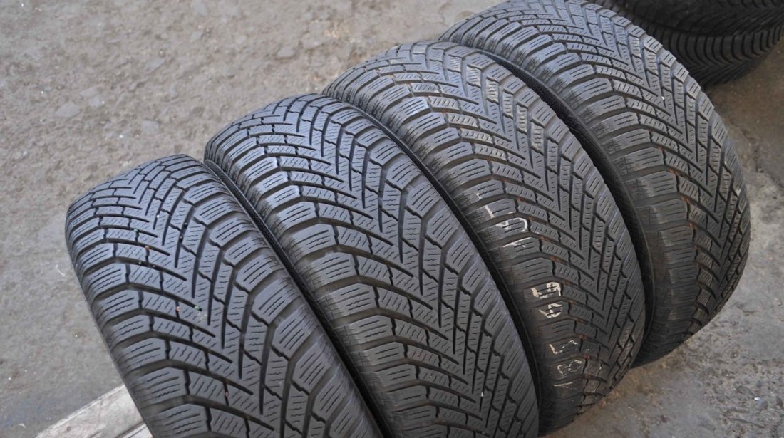 SET 4 Anvelope Iarna 185/65 R15 CONTINENTAL ContiWinterContact TS860 92T - XL