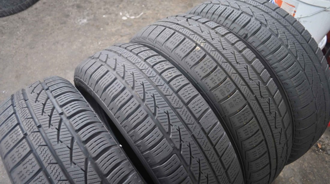 SET 4 Anvelope Iarna 185/65 R15 CONTINENTAL ContiWinterContact TS810