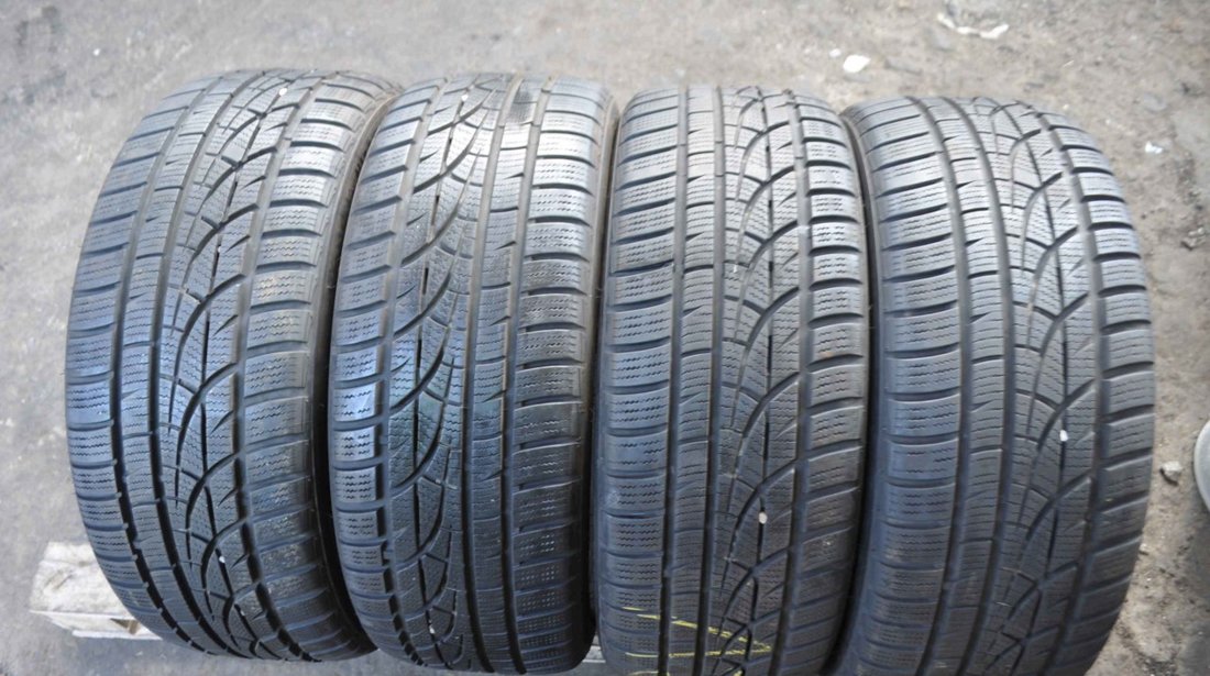 SET 4 Anvelope Iarna 205/45 R17 HANKOOK Winter I Cept Evo 98V