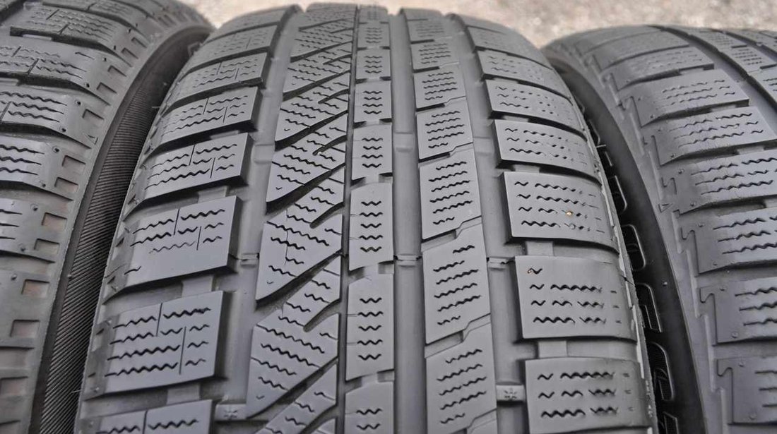 SET 4 Anvelope Iarna 205/55 R16 BRIDGESTONE BLIZZAK LM30 91T