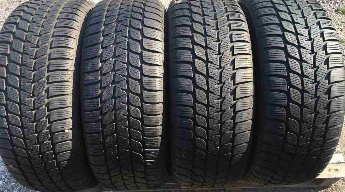 SET 4 Anvelope Iarna 205/55 R16 BRIDGESTONE BLIZZAK LM25 91H - RUNFLAT