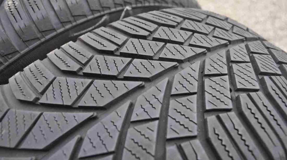 SET 4 Anvelope Iarna 205/55 R16 CONTINENTAL ContiWinterContact TS830 91H