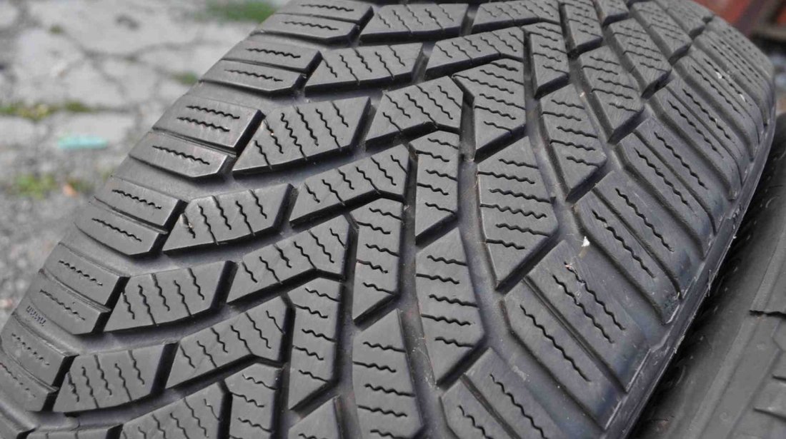 SET 4 Anvelope Iarna 205/55 R16 CONTINENTAL ContiWinterContact TS850 91H