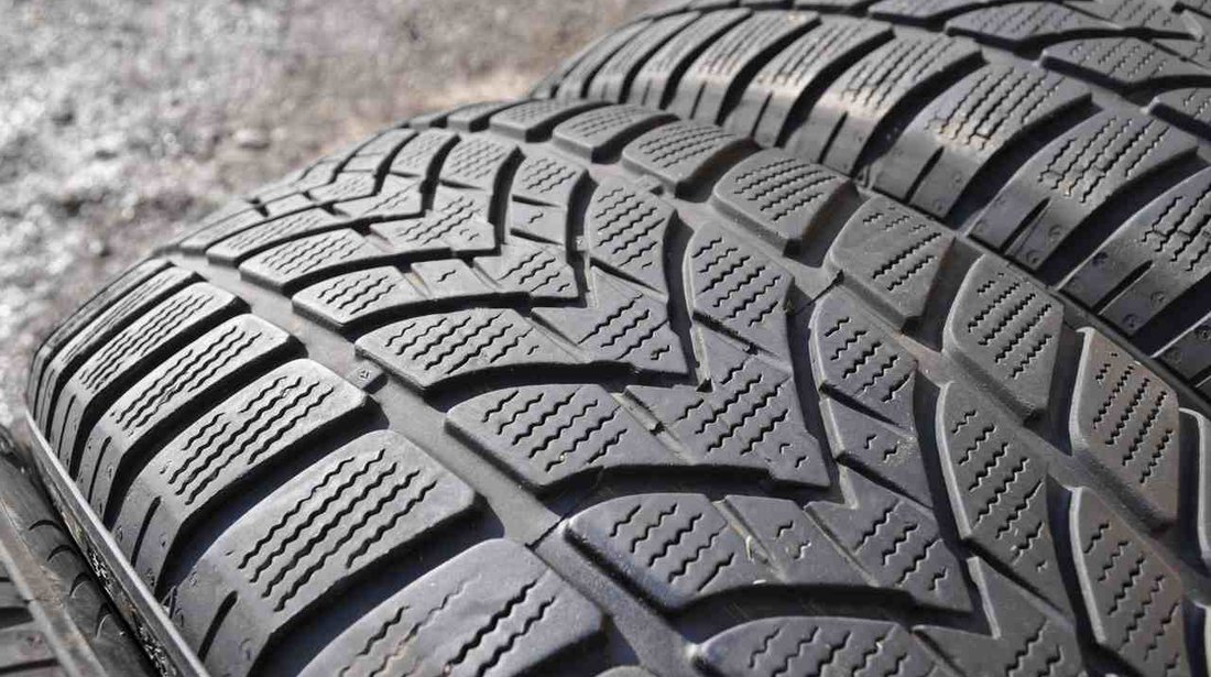 SET 4 Anvelope Iarna 205/55 R16 dtre DUNLOP WINTER 4D 91H