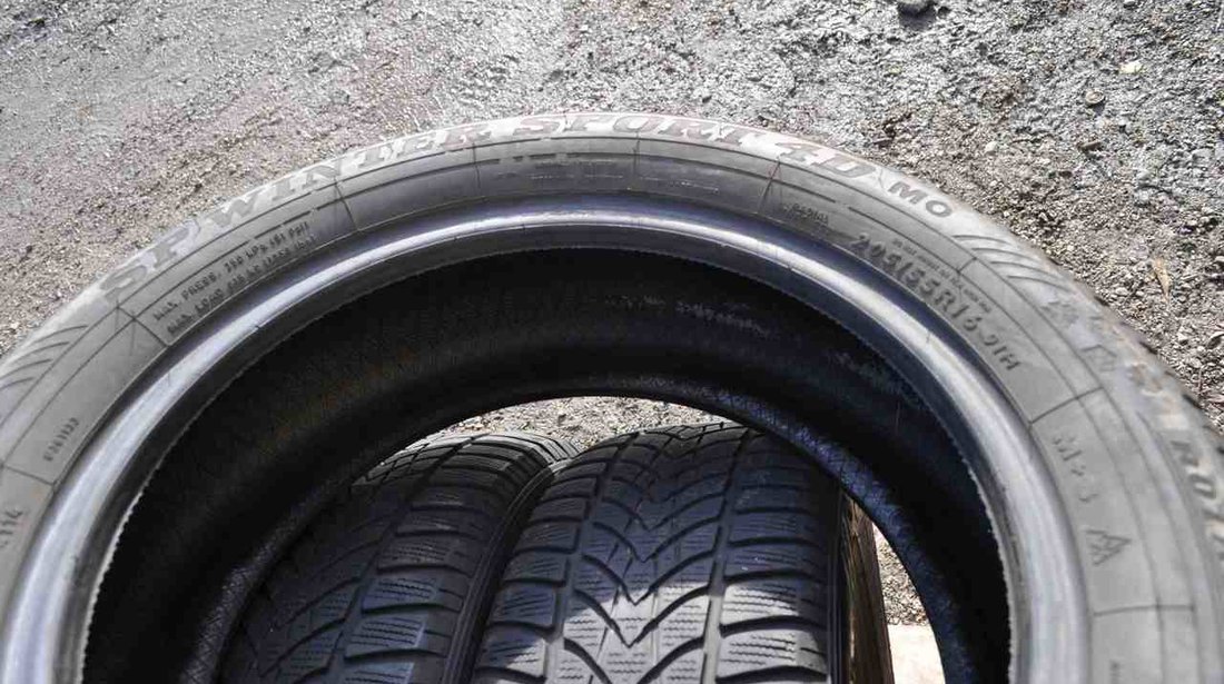 SET 4 Anvelope Iarna 205/55 R16 dtre DUNLOP WINTER 4D 91H