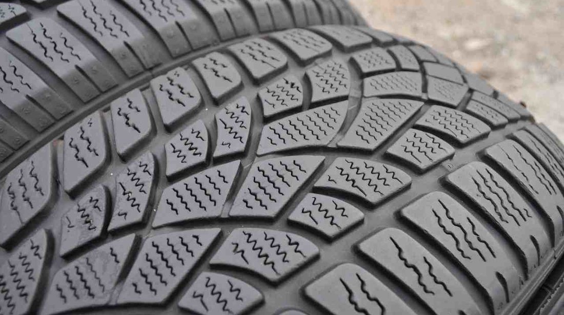 SET 4 Anvelope Iarna 205/55 R16 DUNLOP SP WINTER SPORT 3D 91H