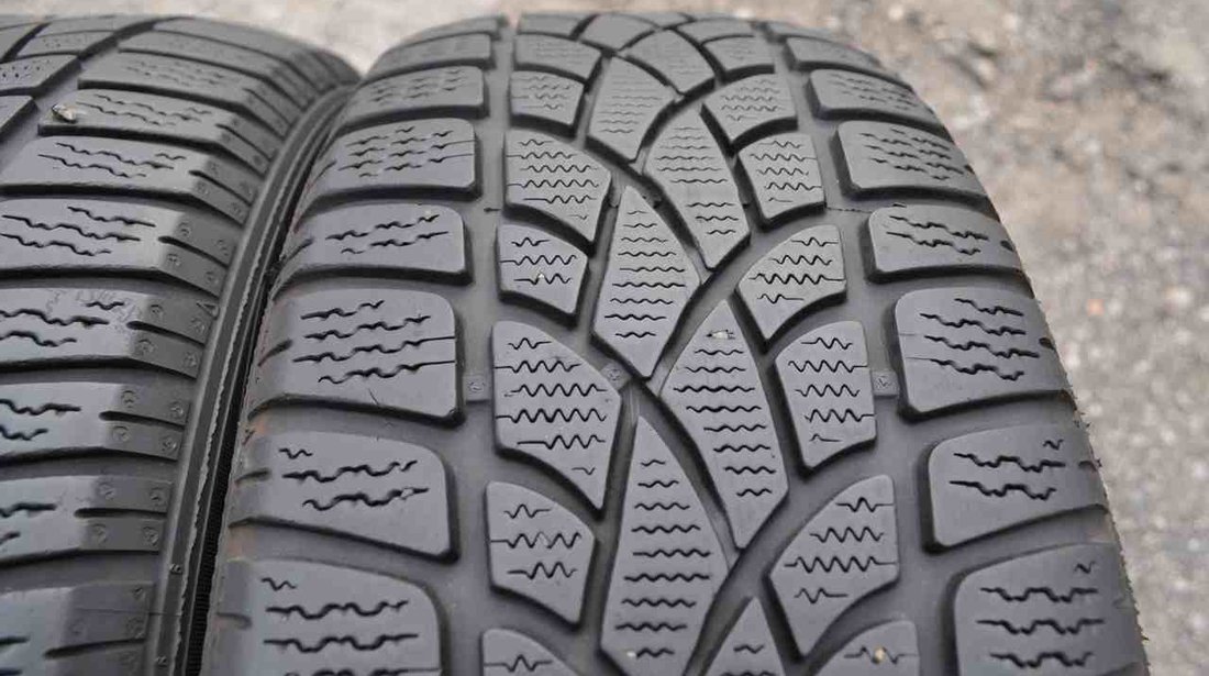 SET 4 Anvelope Iarna 205/55 R16 DUNLOP SP WINTER SPORT 3D 91H