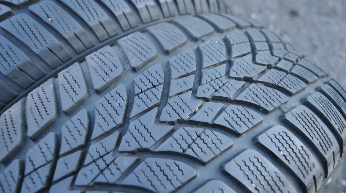 SET 4 Anvelope Iarna 205/55 R16 DUNLOP SP WINTER SPORT 4D 91H