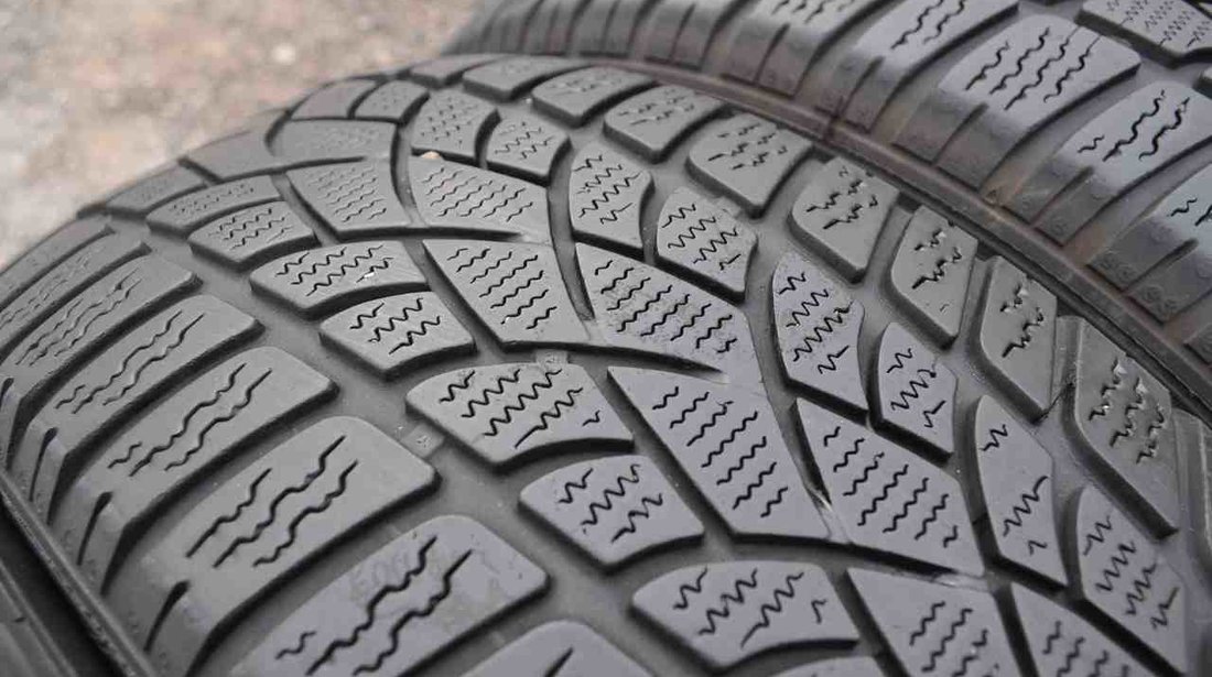 SET 4 Anvelope Iarna 205/55 R16 DUNLOP SP WINTER SPORT 3D 91H