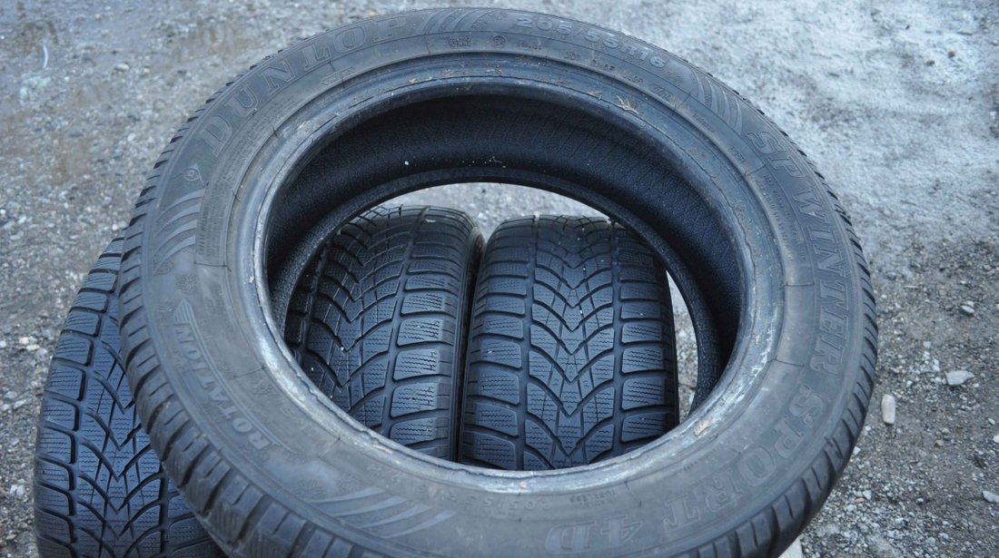 SET 4 Anvelope Iarna 205/55 R16 DUNLOP SP WINTER SPORT 4D 91H