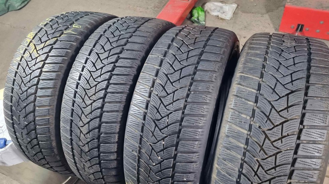 SET 4 Anvelope Iarna 205/55 R16 DUNLOP Winter Sport 5 91H