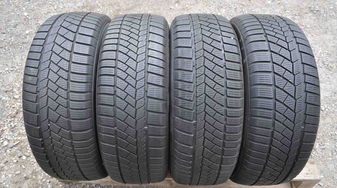 SET 4 Anvelope Iarna 205/60 R16 CONTINENTAL ContiWinterContact TS830P 92H - Runflat