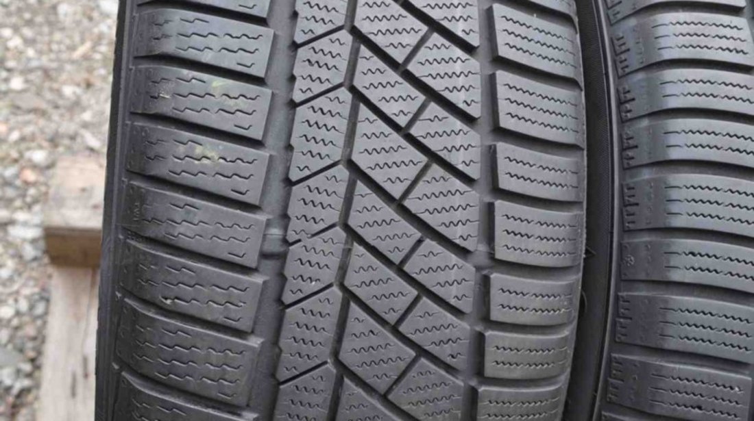 SET 4 Anvelope Iarna 205/60 R16 CONTINENTAL ContiWinterContact TS830P 92H - Runflat