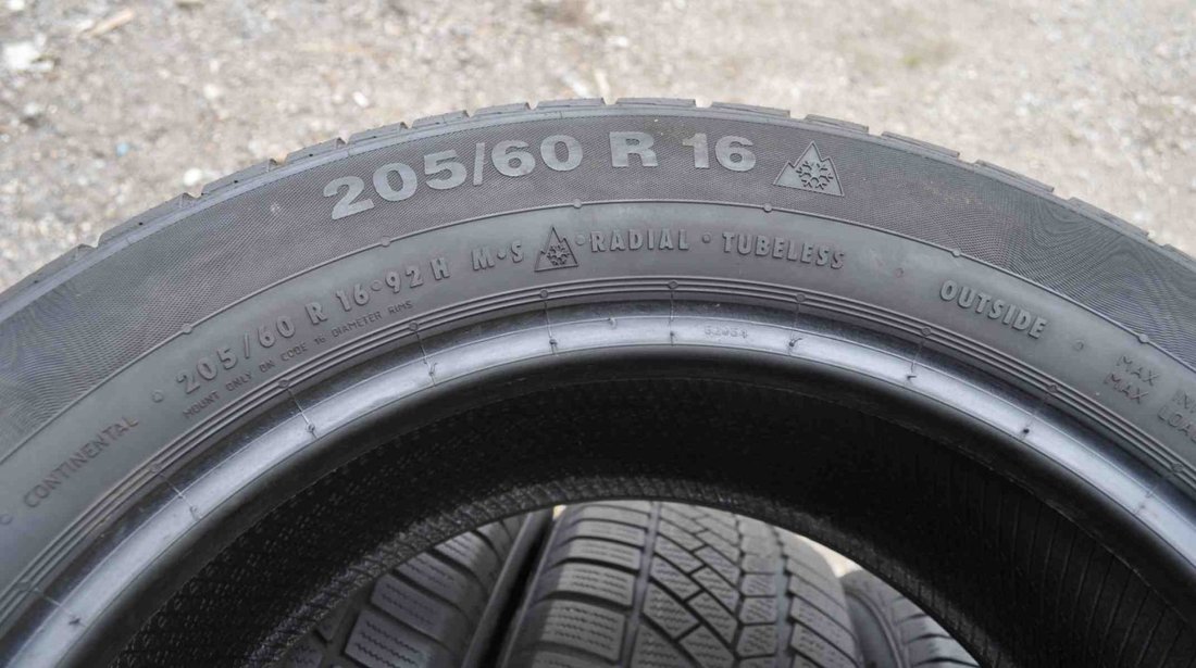 SET 4 Anvelope Iarna 205/60 R16 CONTINENTAL ContiWinterContact TS830P 92H - Runflat