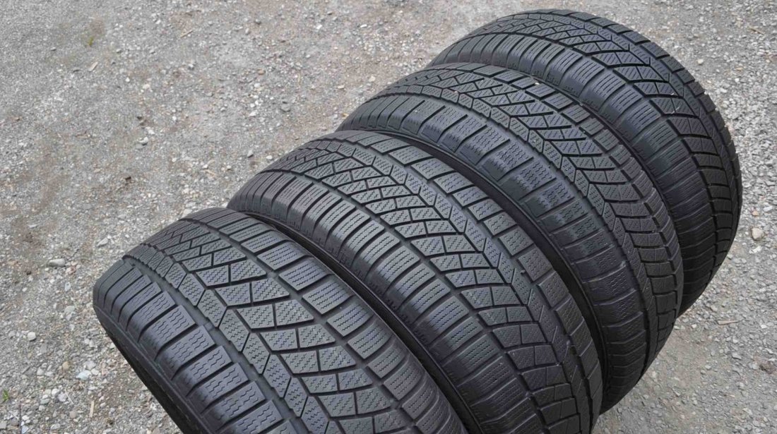 SET 4 Anvelope Iarna 205/60 R16 CONTINENTAL ContiWinterContact TS830P 92H - Runflat