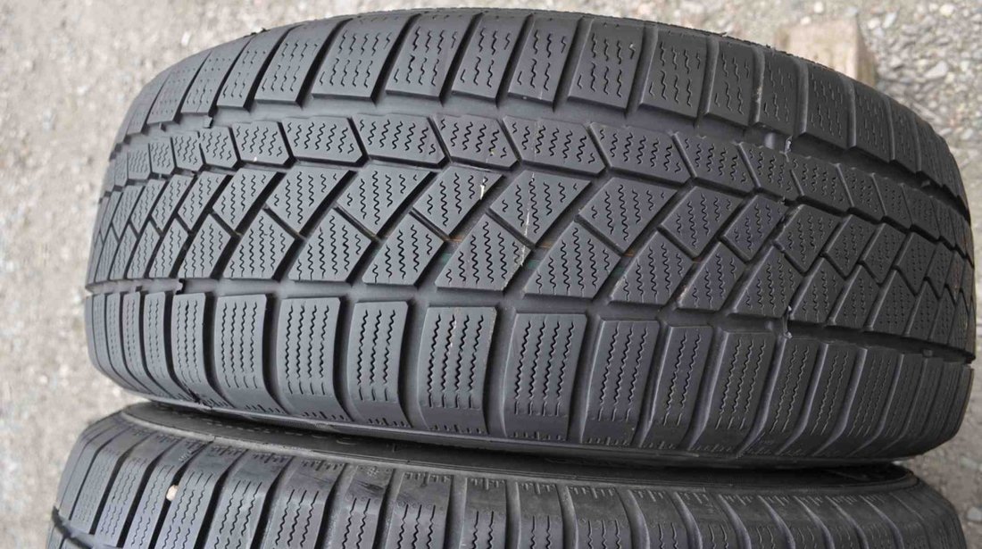 SET 4 Anvelope Iarna 205/60 R16 CONTINENTAL ContiWinterContact TS830P 92H - Runflat