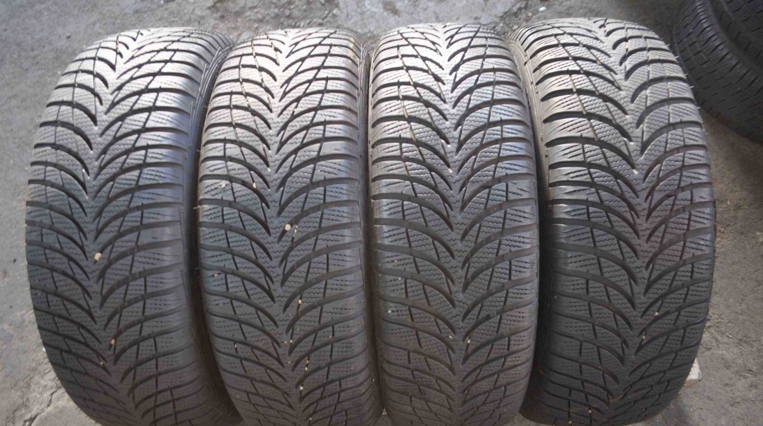 SET 4 Anvelope Iarna 205/60 R16 GOODYEAR ULTRAGRIP 7+ 92H