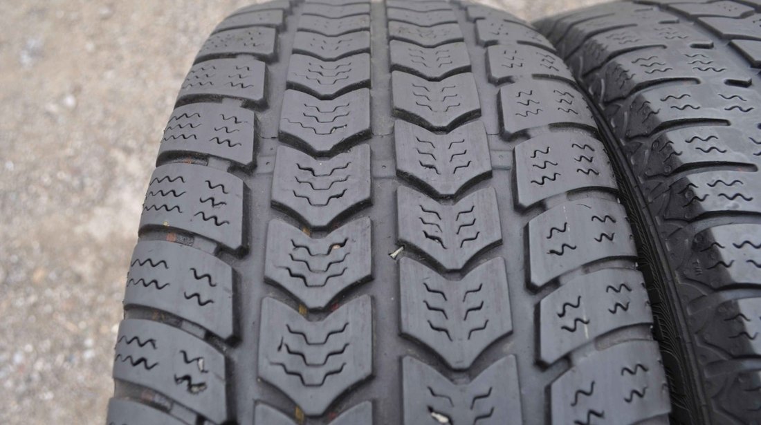 SET 4 Anvelope Iarna 205/65 R16C SEMPERIT VAN GRIP 2 107/105T