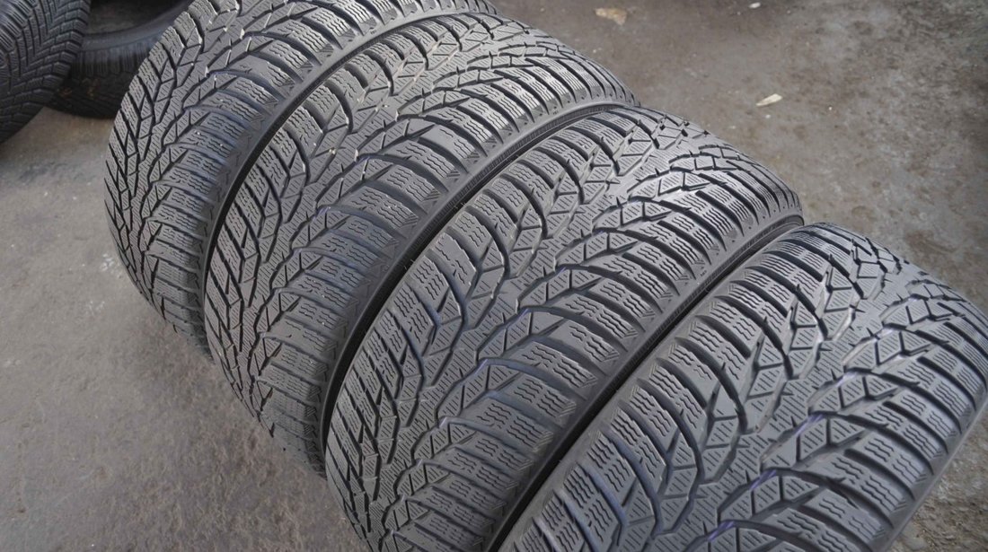 SET 4 Anvelope Iarna 215/55 R16 NOKIAN WR D4 97H - XL