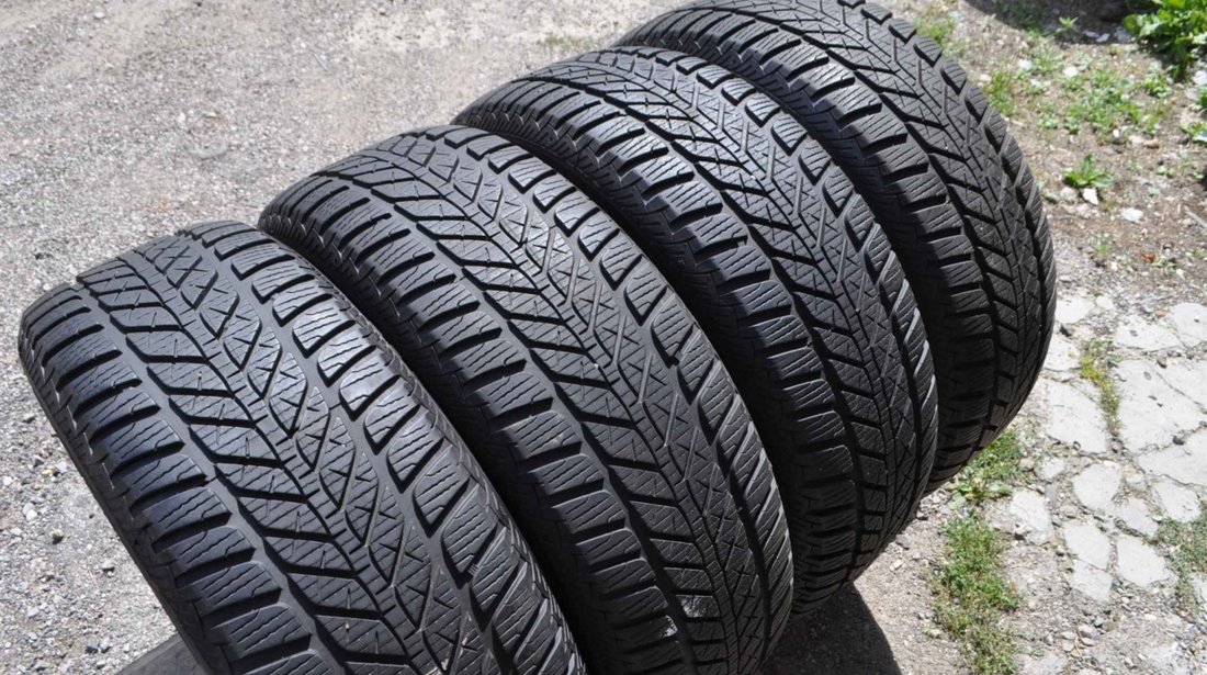 SET 4 Anvelope Iarna 215/65 R16 FULDA KRISTALL CONTROL HP 98H