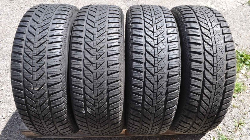 SET 4 Anvelope Iarna 215/65 R16 FULDA KRISTALL CONTROL HP 98H