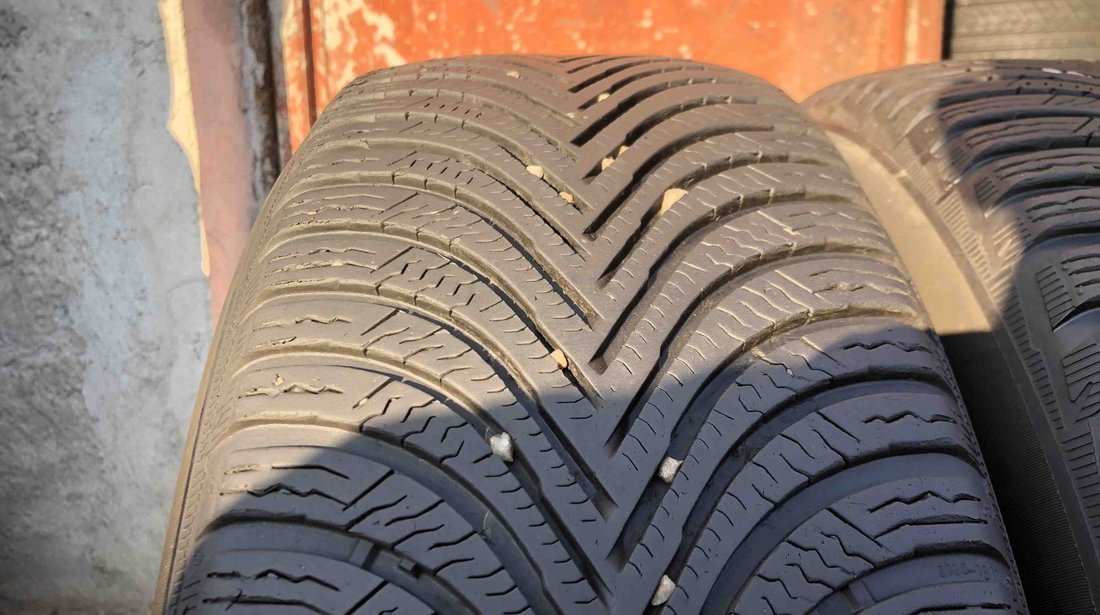 SET 4 Anvelope Iarna 215/65 R16 MICHELIN ALPIN 5 98H