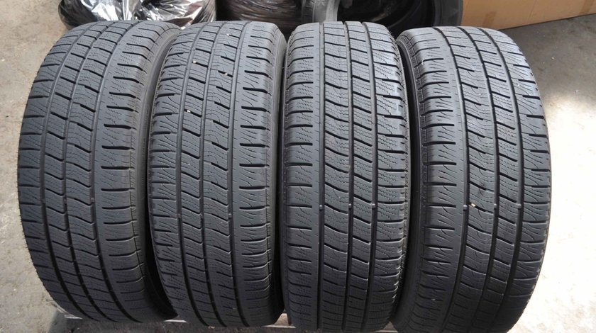 SET 4 Anvelope Iarna 215/65 R16C GOODYEAR CargoVector 2 106/104T